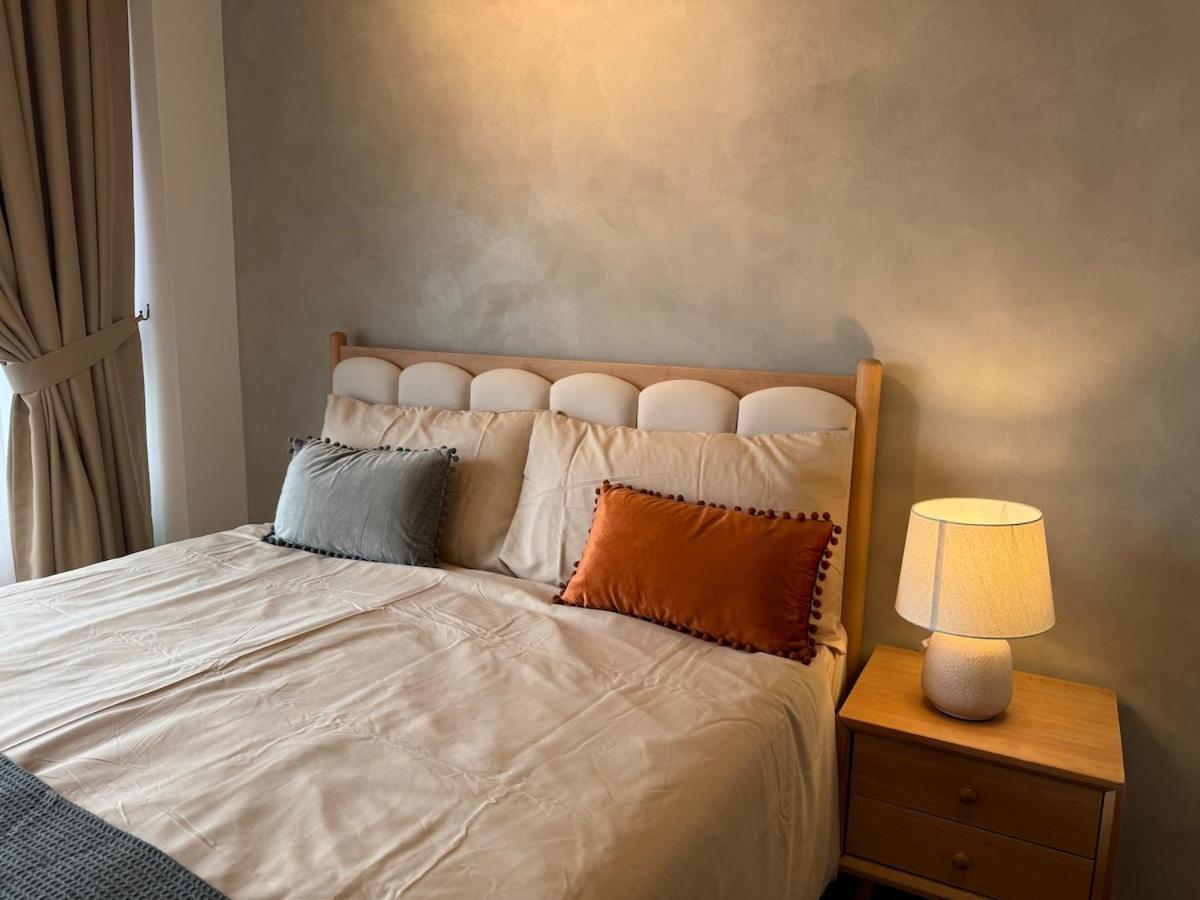 Apartment Skyhigh Agilebb 2b1r - 1 Min To Trx&pavilion, Golf View, Up To 6 Pax *