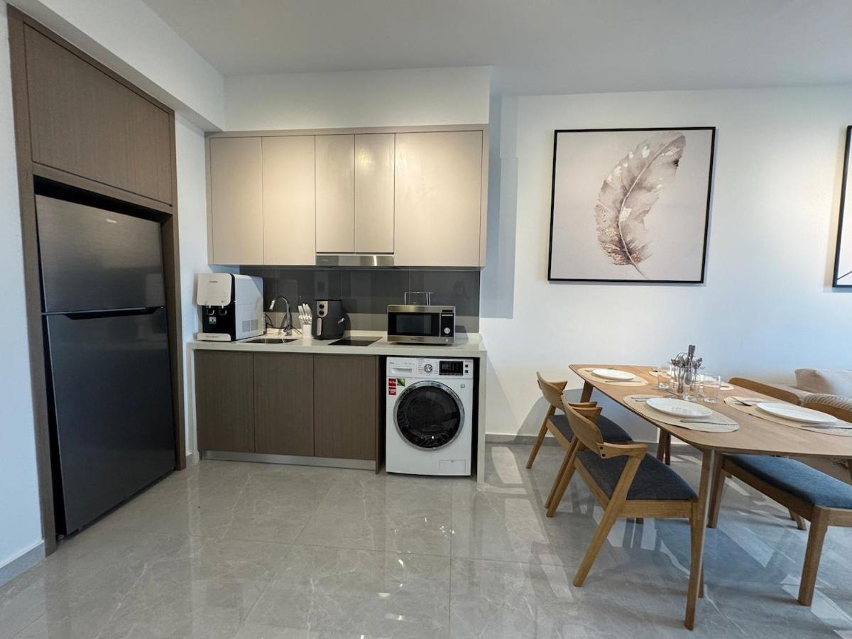 Skyhigh Agilebb 2b1r - 1 Min To Trx&pavilion, Golf View, Up To 6 Pax Apartment *