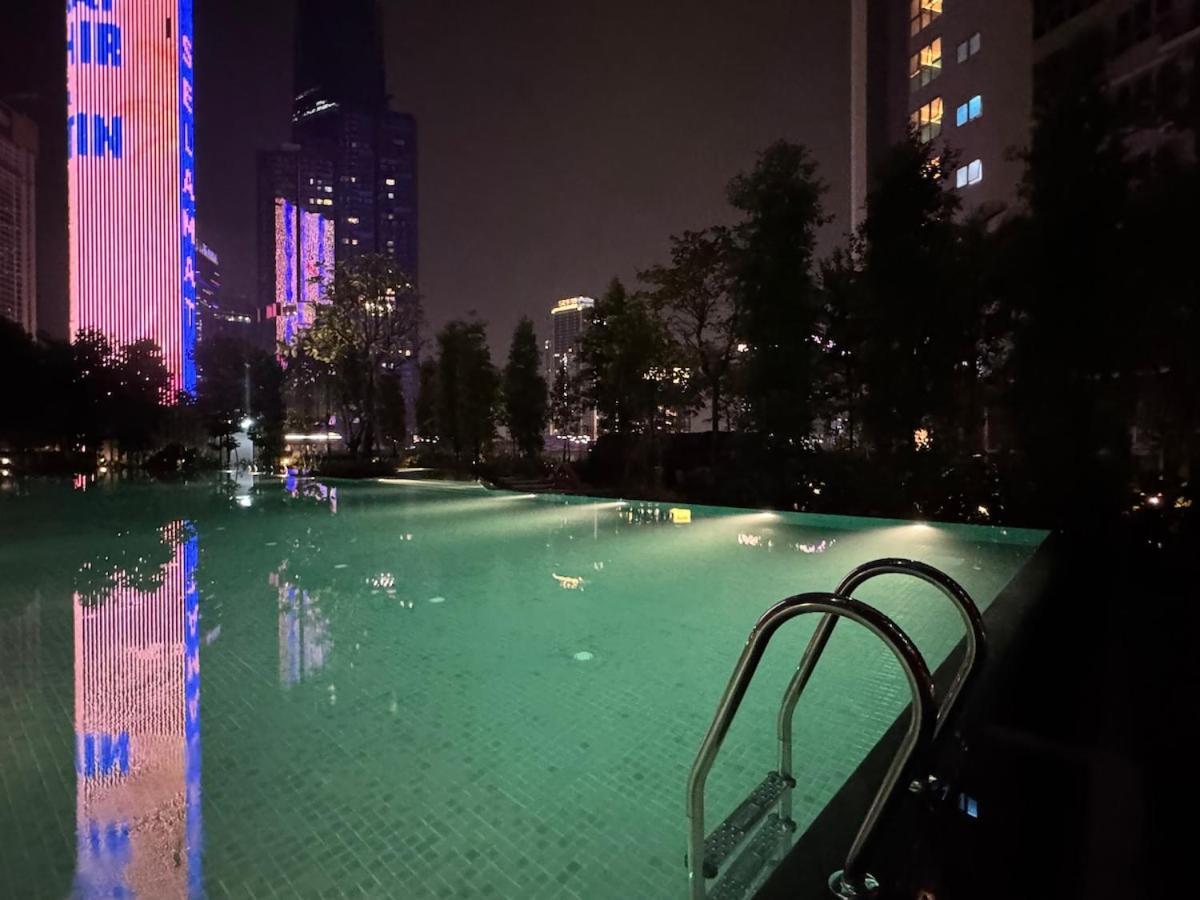 Pangsapuri Skyhigh Agilebb 2b1r - 1 Min To Trx&pavilion, Golf View, Up To 6 Pax Kuala Lumpur