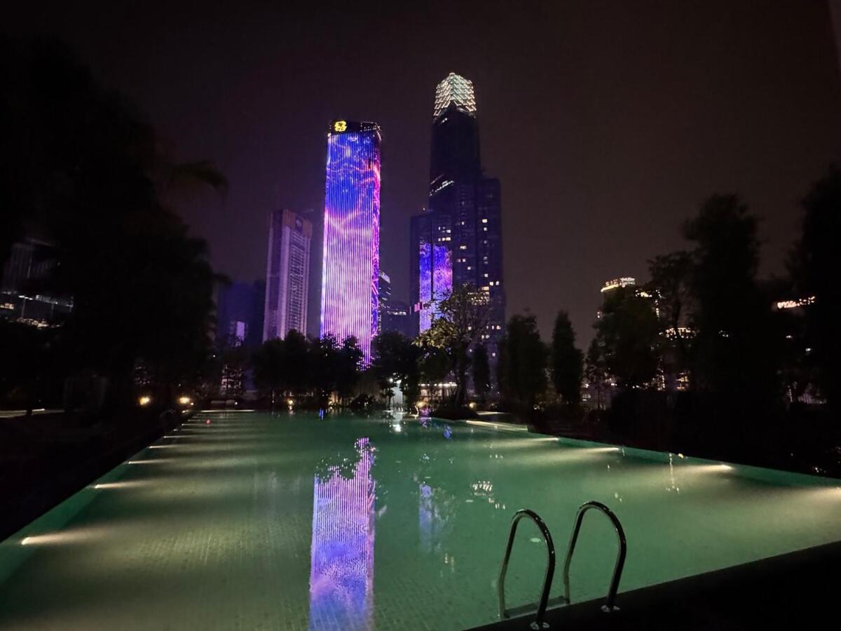 Pangsapuri Skyhigh Agilebb 2b1r - 1 Min To Trx&pavilion, Golf View, Up To 6 Pax
